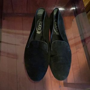 Black suede ballet flats from Tod’s